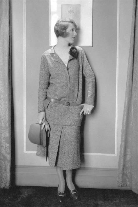 chanel tweed production|Chanel tweed suit 1920s.